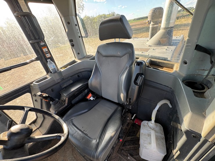 deere-624l-image-55