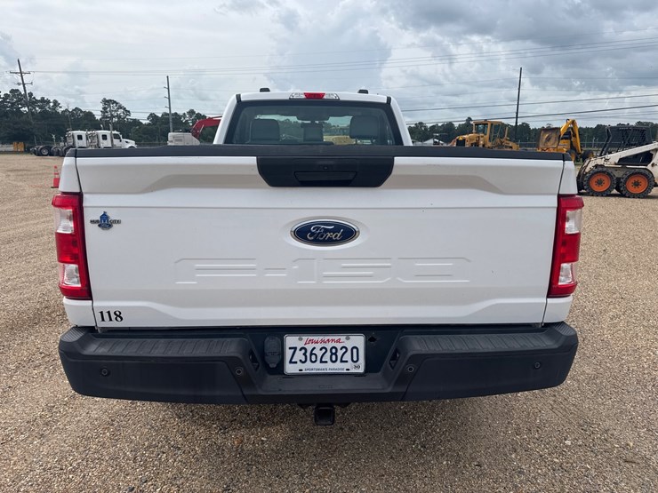 2022-ford-f150-xl-image-4