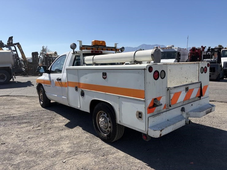 2005-dodge-ram-2500-image-4