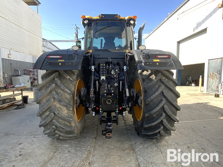2022-jcb-8330-fastrac-4wd-tractor-image-16