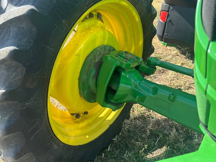 2018-john-deere-6155m-image-14