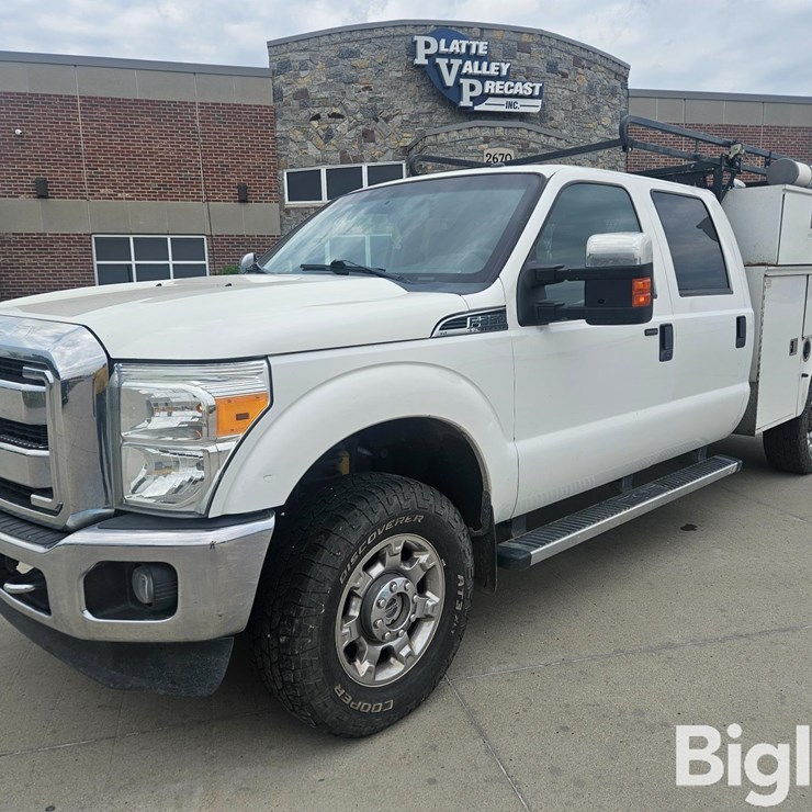 2015 FORD F350 XLT