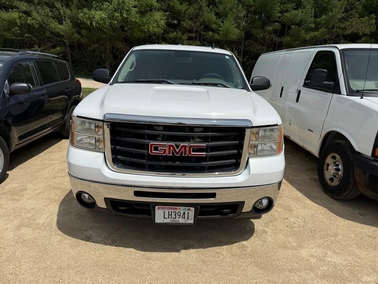 2007-gmc-2500-image-17