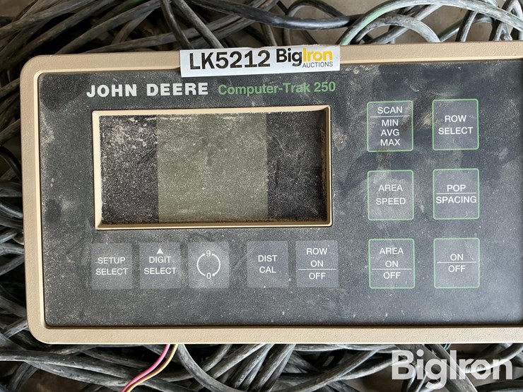 john-deere-250-image-16