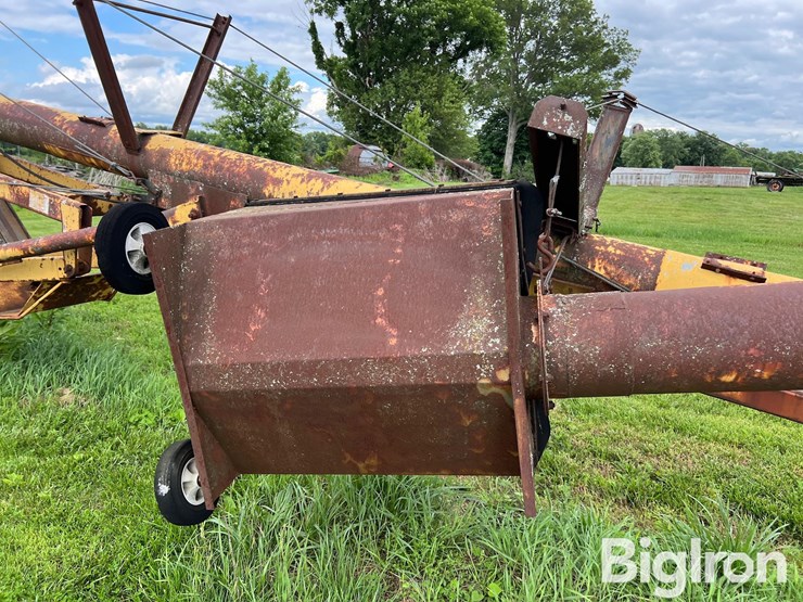 alloway-10"-swing-out-grain-auger-image-10