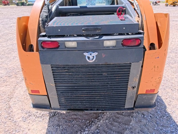 2019-case-tv370-image-21