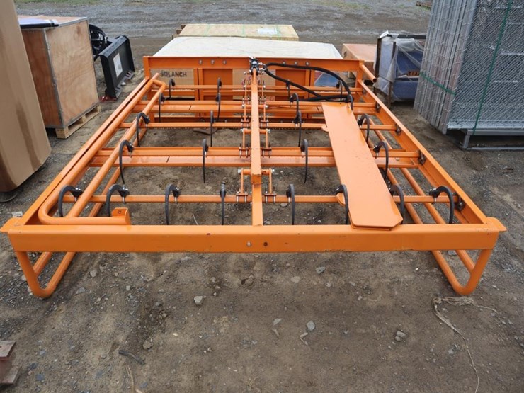 landhonor-small-square-bale-grabber-image-3
