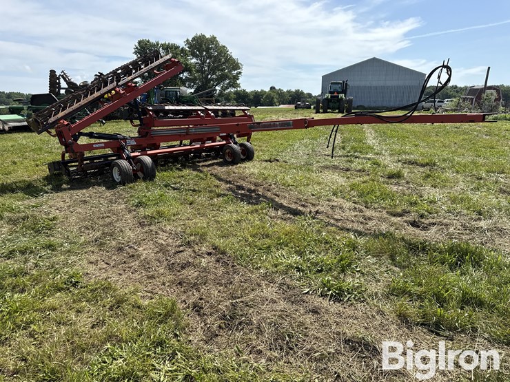 unverferth-rolling-harrow-ll-double-rolling-basket-image-3