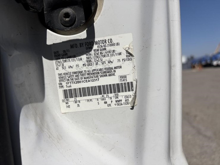2012-ford-f250-sd-image-19