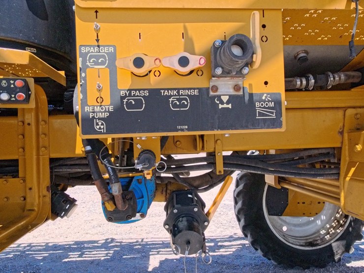 2005-ag-chem-rogator-ss1074-image-24