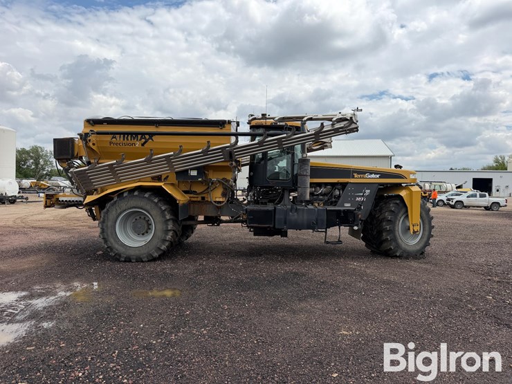 2014-caterpillar-c13-image-4