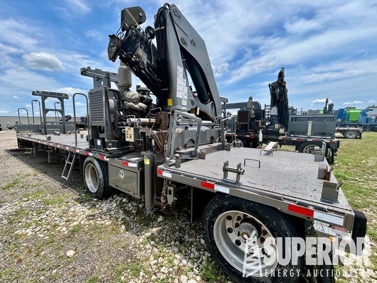 2012-john-deere-b-image-2