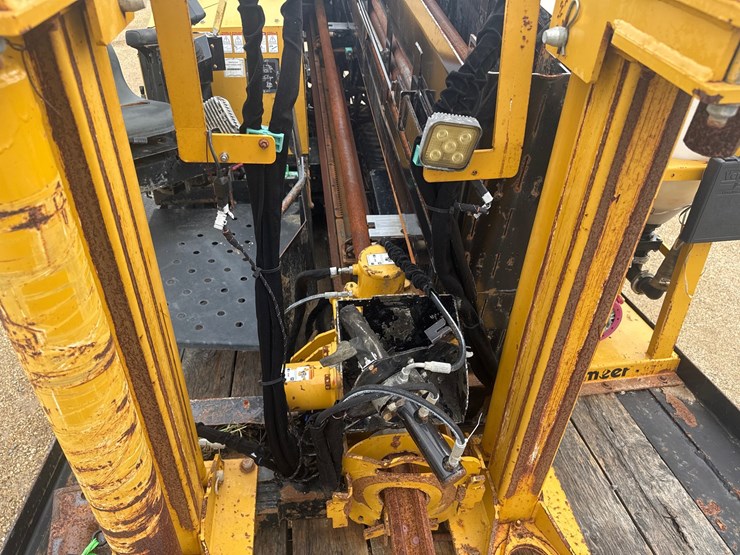#3601-•-2020-vermeer-d23x30-series-iii-horizontal-directional-drill-image-12