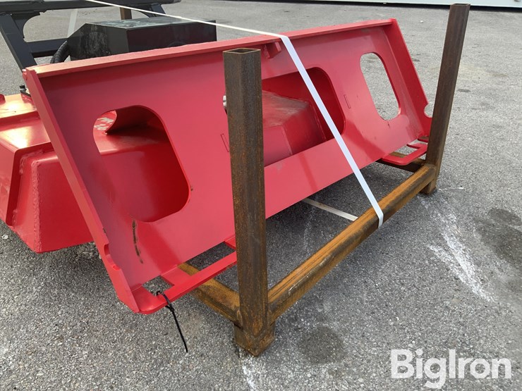 2026-massey-ferguson-730-image-9