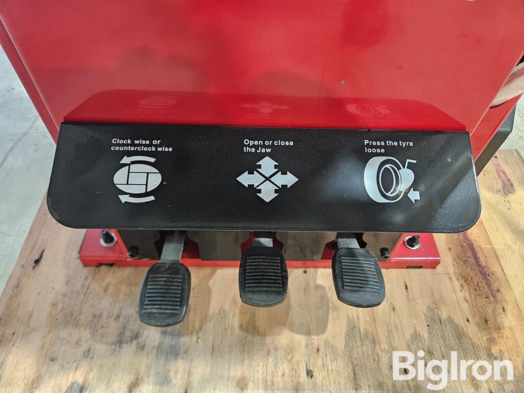 2026-powertek-pt-620-tire-changer-machine-image-9