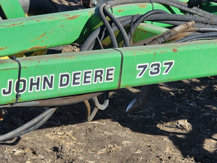 john-deere-737-image-7