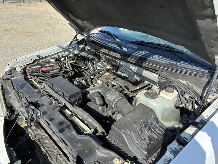 2011-ford-f150-image-8