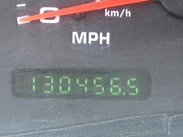 2004-ford-f350-image-17