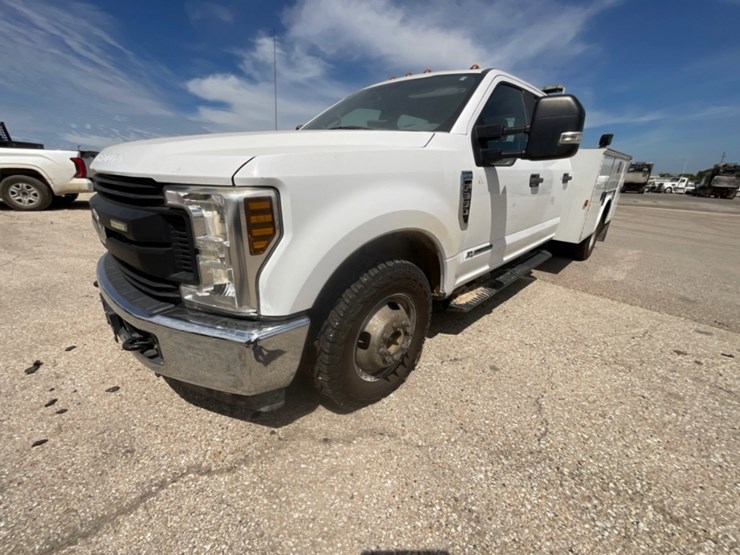2019-ford-f350-image-1