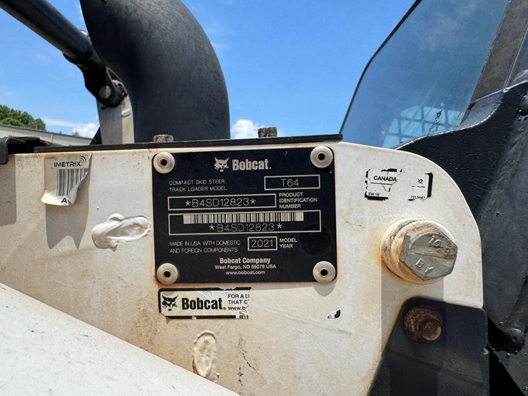 2021-bobcat-t64-image-29