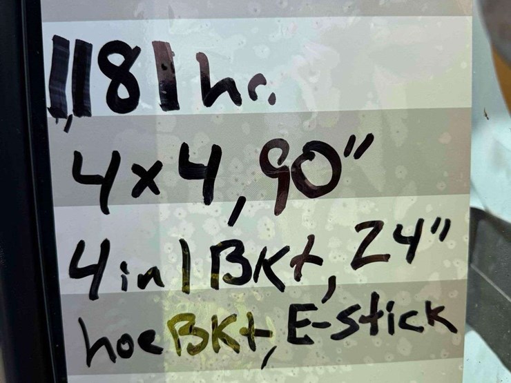 2015-caterpillar-416f-image-55