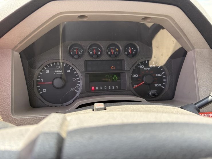 2008-ford-f550-image-27