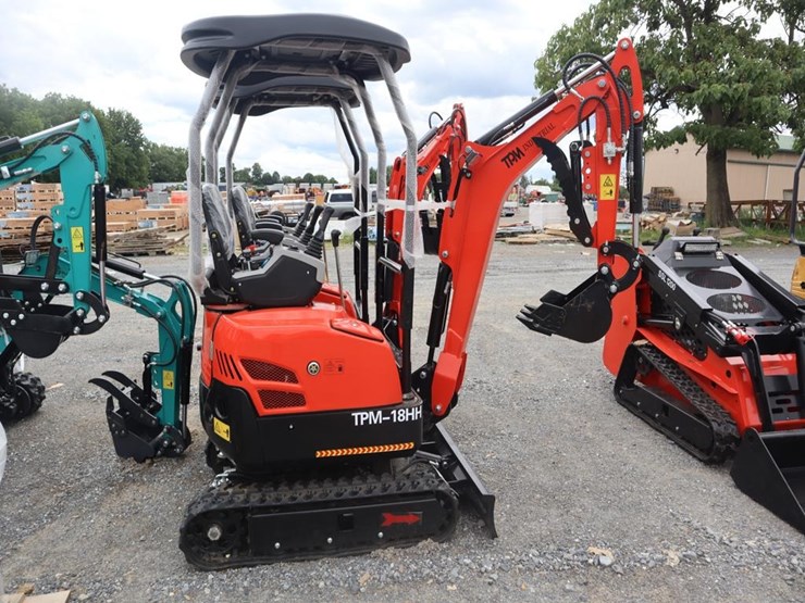 tpm-18hh-mini-excavator-image-3
