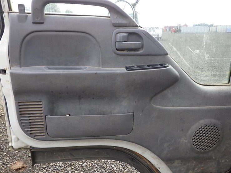 2006-gmc-w4500-image-22