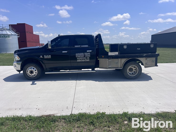 2017-ram-3500-laramie-image-8
