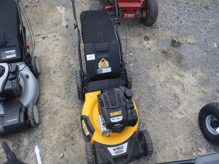 dewalt-push-mower-image-3