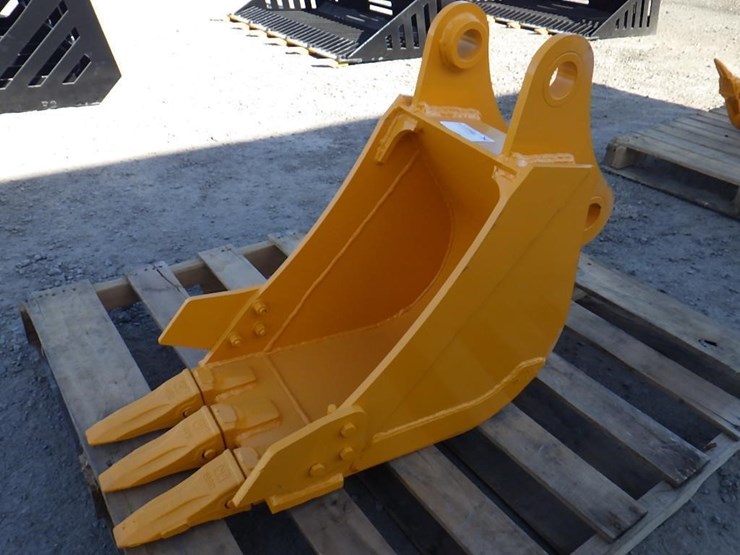 caterpillar-305-image-1