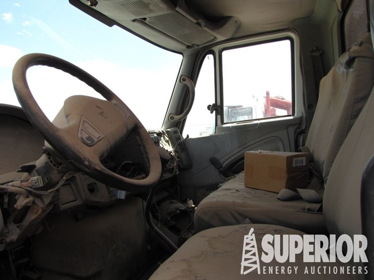 2006-international-durastar-4300-image-4
