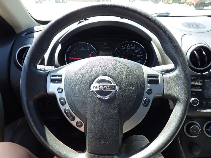 2013-nissan-rogue-image-21