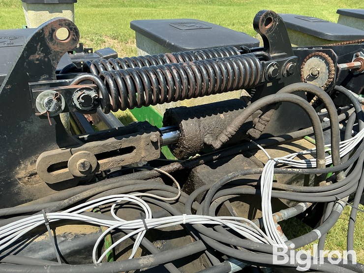 black-machine-12-30-image-16