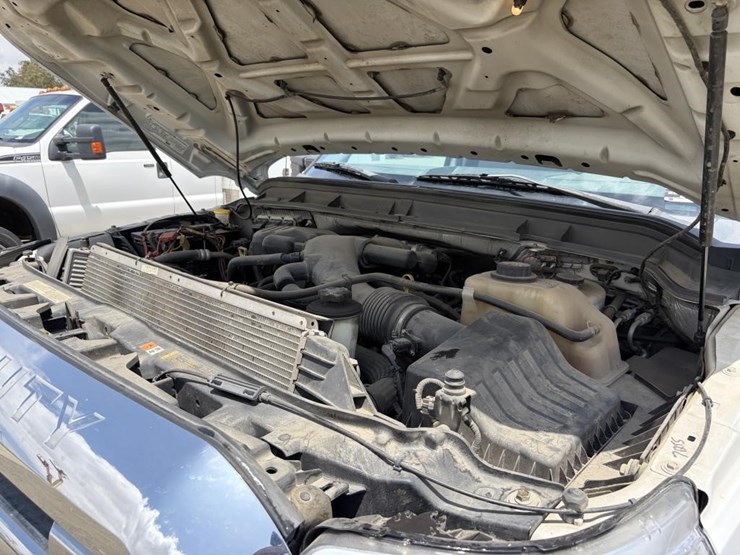 2011-ford-f450-image-7