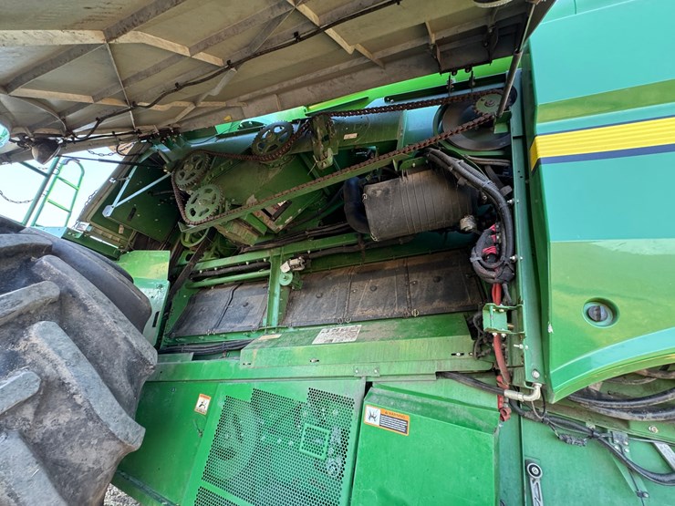 john-deere-s680-image-33