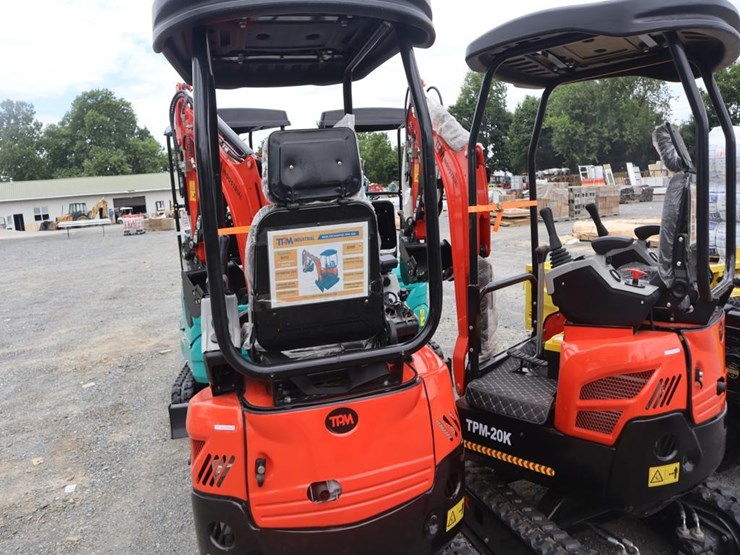 tpm-20k-mini-excavator-image-5