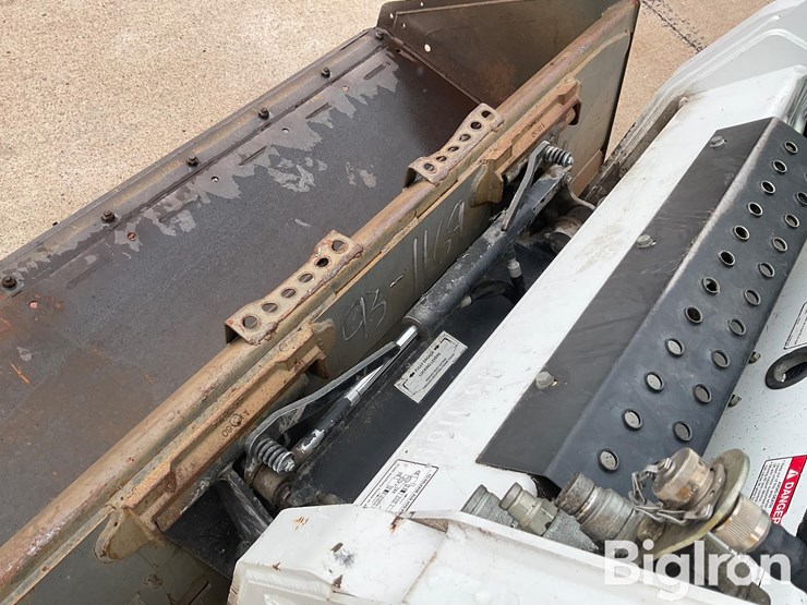 2012-bobcat-t190-image-11