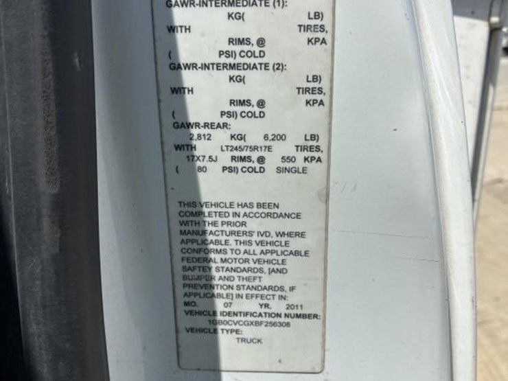 2011-chevrolet-silverado-2500-image-20