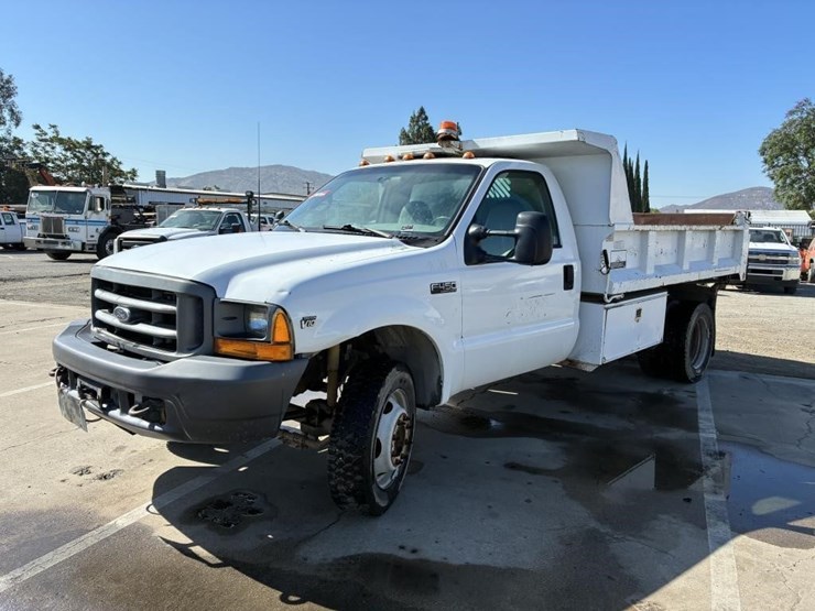 2001-ford-f450-image-1