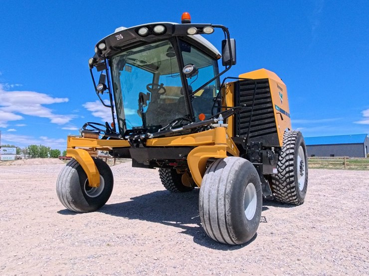#1027-•-2020-vermeer-zr5-self-propelled-baler-image-9