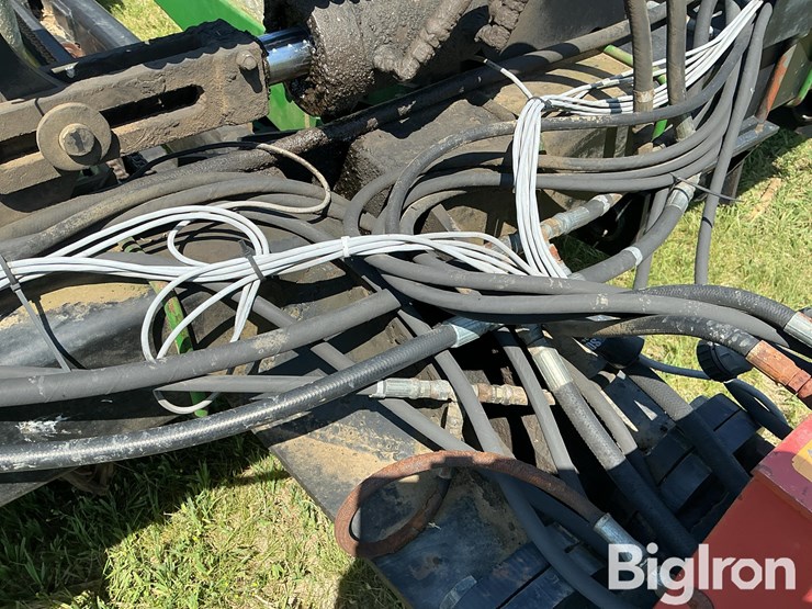 black-machine-12-30-image-15