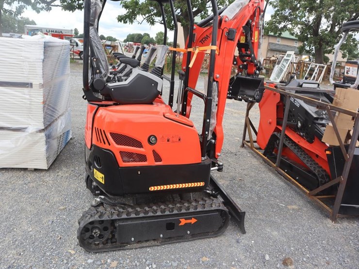 tpm-20k-mini-excavator-image-3