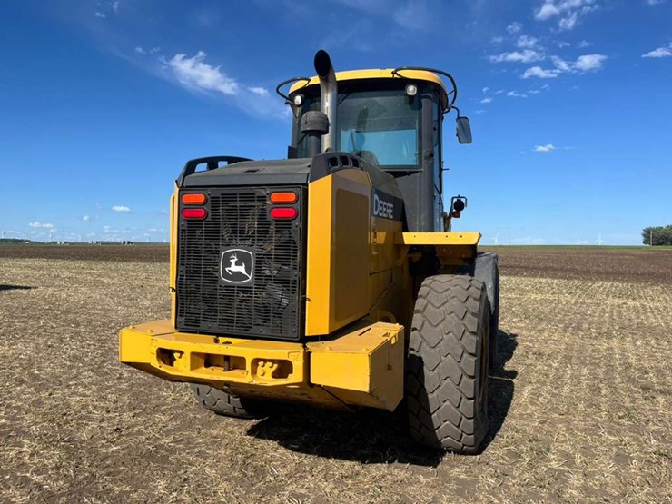 deere-524k-image-12