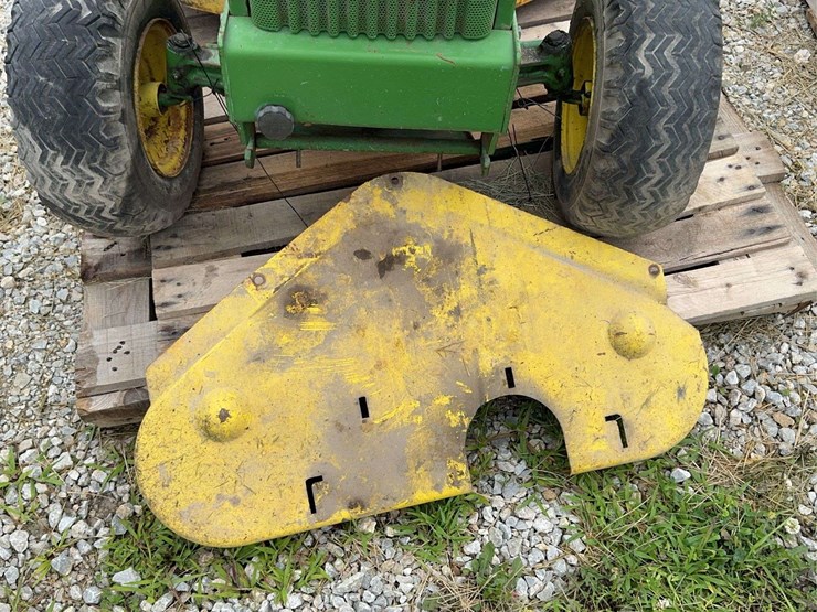 john-deere-110-image-11