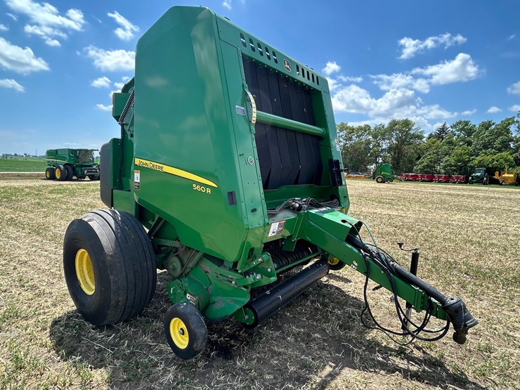john-deere-560r-image-8