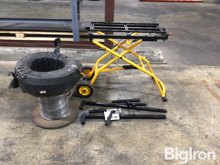 dewalt-saw-stand-image-2