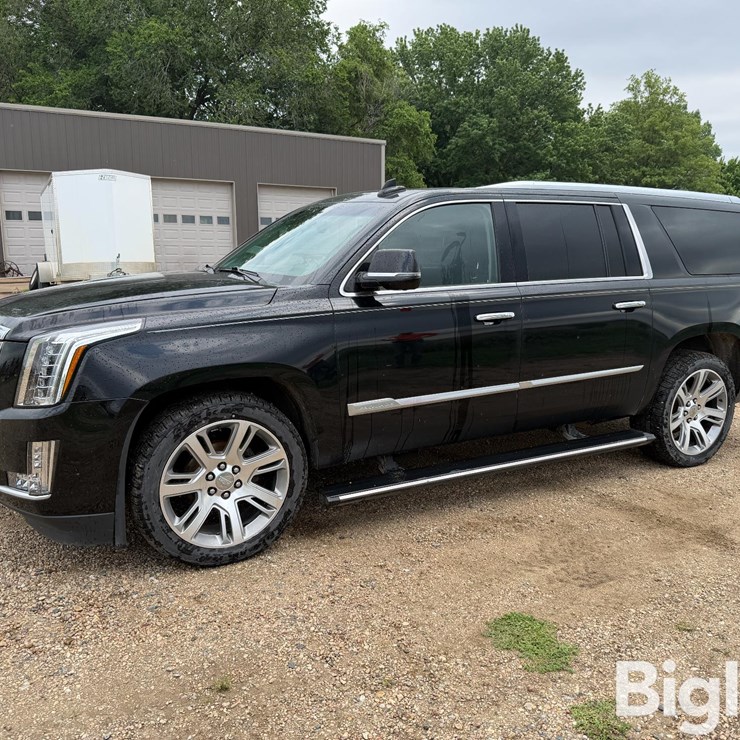 2020 CADILLAC ESCALADE