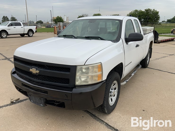 2009-chevrolet-1500-image-12