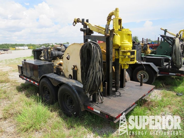 caterpillar-c4.4-image-2